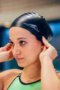 Bild in Galerie-Betrachter laden, Long Hair Silicone Cap
